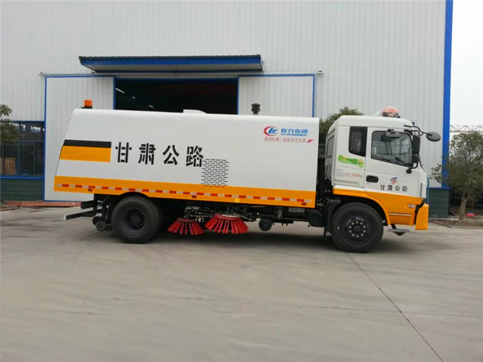 東風(fēng)新款D913掃路車(chē)|9噸掃路車(chē)