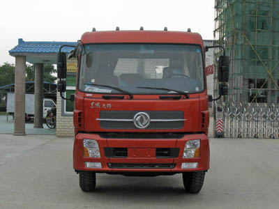 程力威牌CLW5160GYYD4型運(yùn)油車