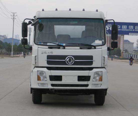程力威牌CLW5160GXWD4型吸污車