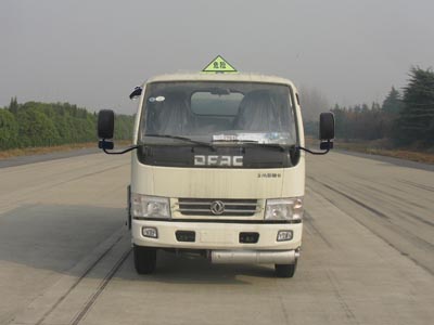 程力威牌CLW5040GJYD4型加油車