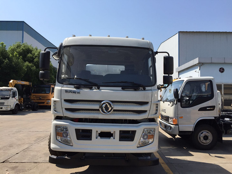 12噸灑水車|東風御虎灑水車