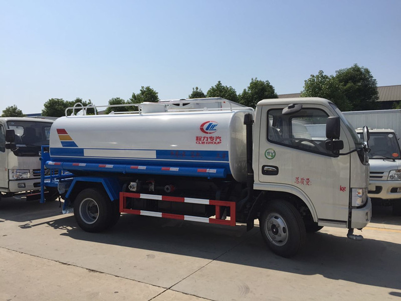 5噸灑水車|東風多利卡5噸灑水車