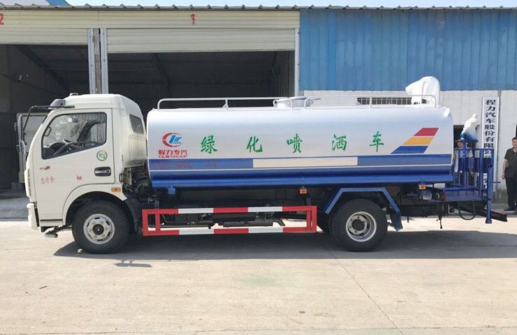 8噸灑水車|東風多利卡灑水車