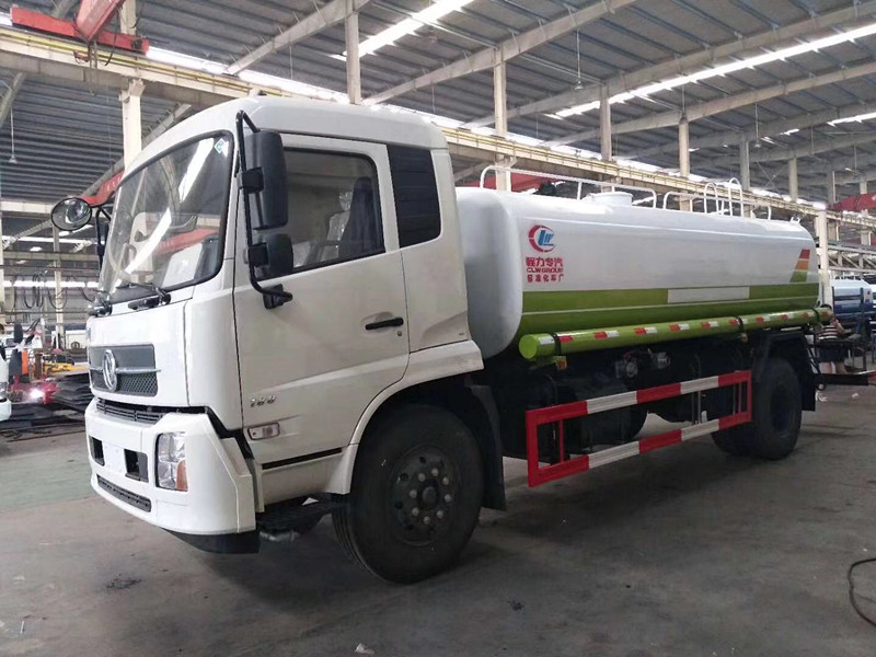 東風天錦14.5立方灑水車