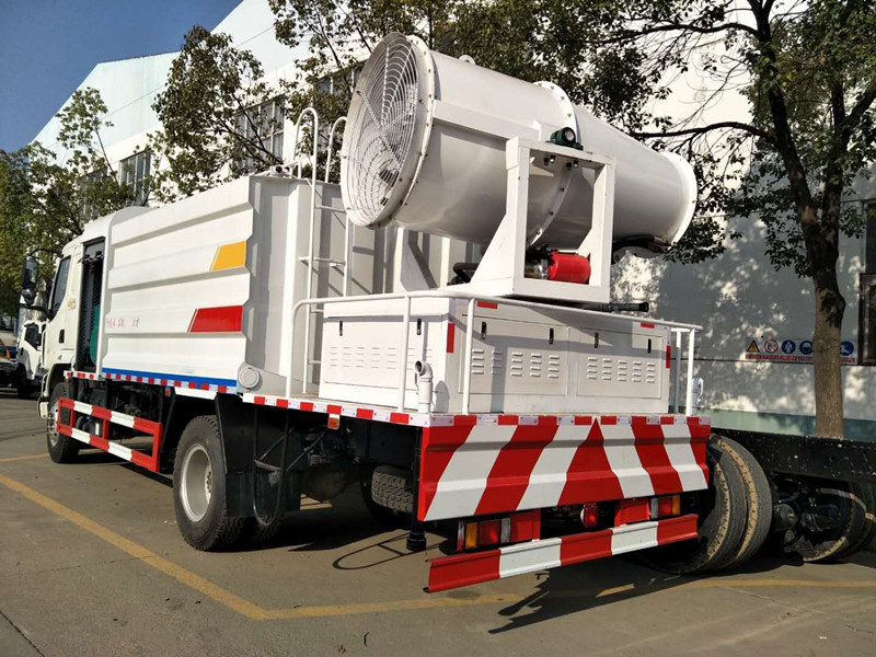 柳汽乘龍12立方抑塵車