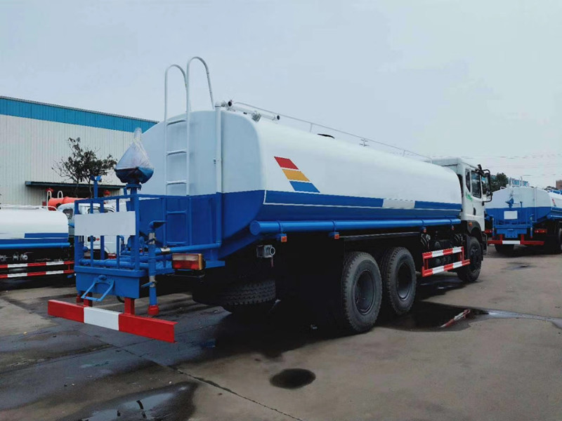 東風(fēng)T5后雙橋22噸灑水車