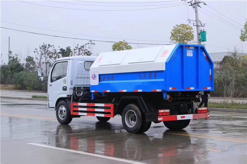 東風多利卡5方鉤臂垃圾車