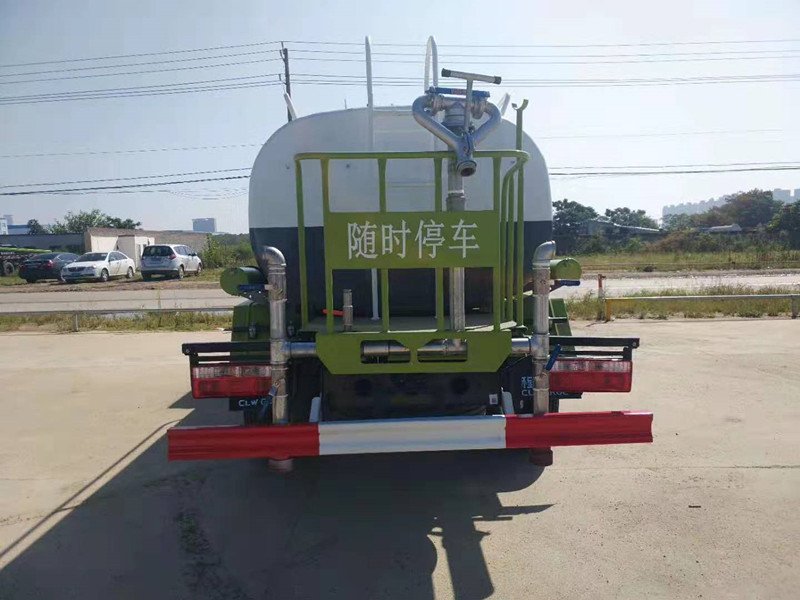 國六東風多利卡5噸灑水車