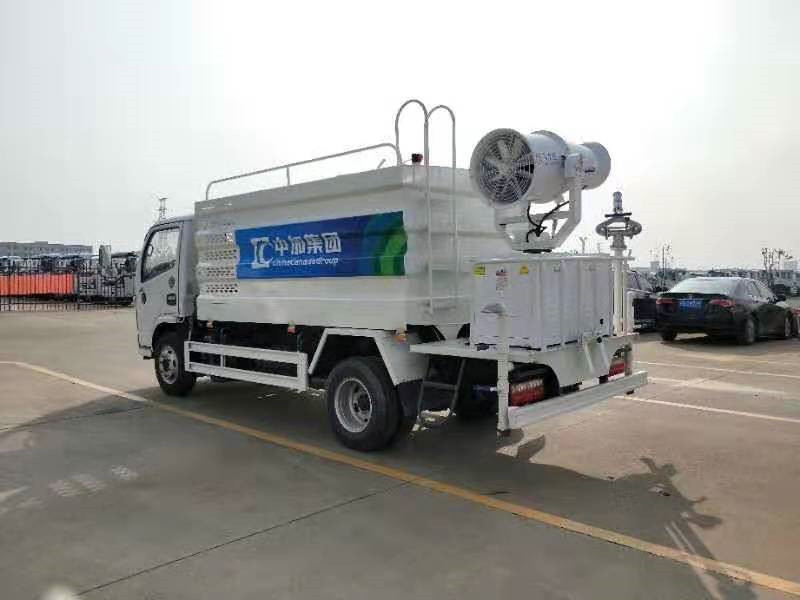 上藍(lán)牌國六東風(fēng)多利卡5方噴霧灑水車