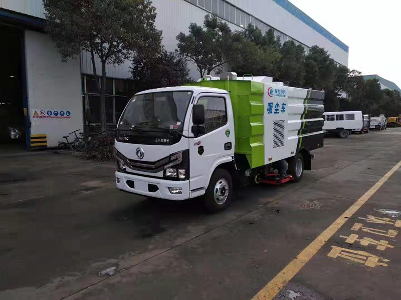 國六東風小多利卡5方吸塵車