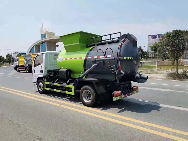 國六藍牌東風4.5方餐廚垃圾車