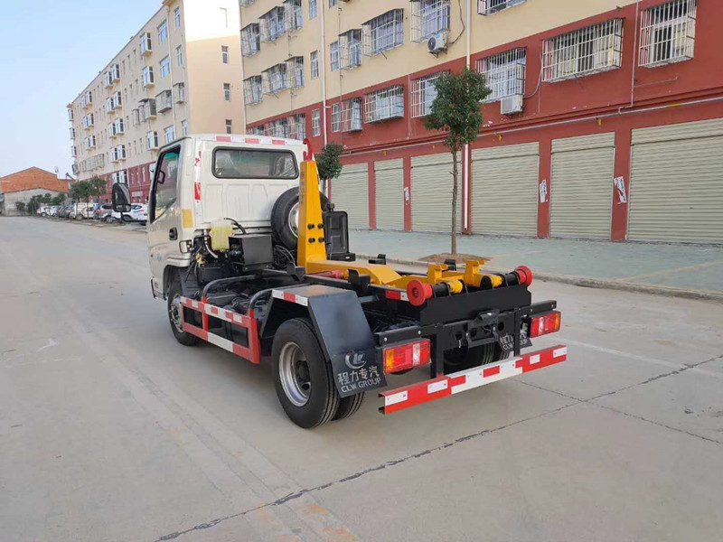 國六4方凱馬鉤臂垃圾車