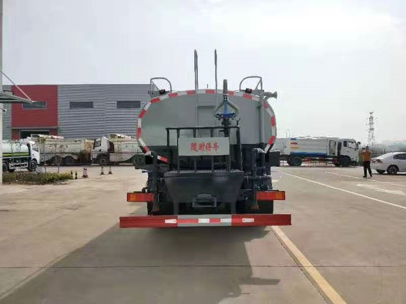 國六東風天龍后雙橋20噸灑水車