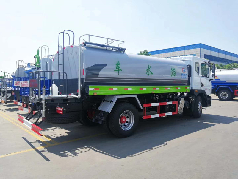 國六東風(fēng)D9新款14.2方灑水車