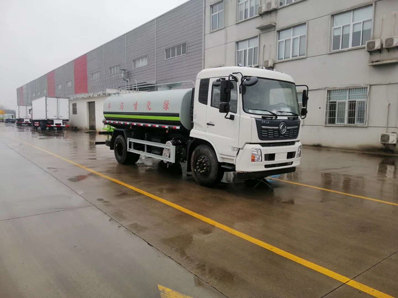 國(guó)六東風(fēng)天錦15噸灑水車(chē)