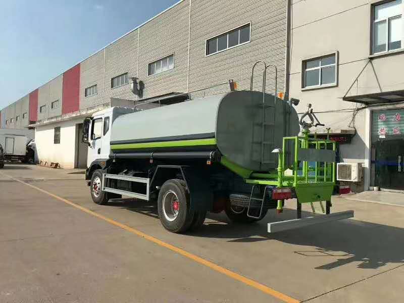 東風福瑞卡F9 12方灑水車