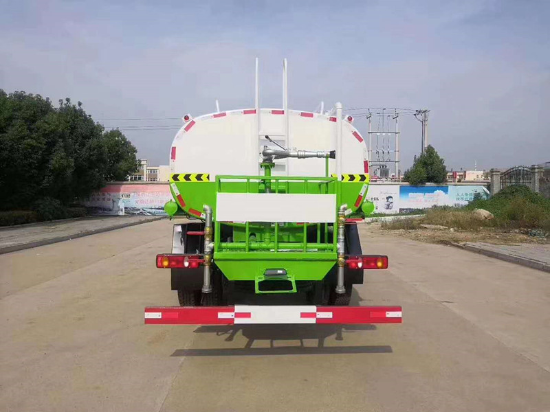 國六新款東風D17玉柴165馬力12方灑水車