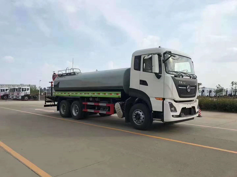 國(guó)六東風(fēng)天龍后雙橋20噸噴霧灑水車