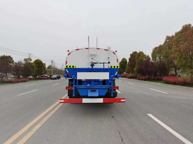 國五東風D3L后雙橋22噸灑水車