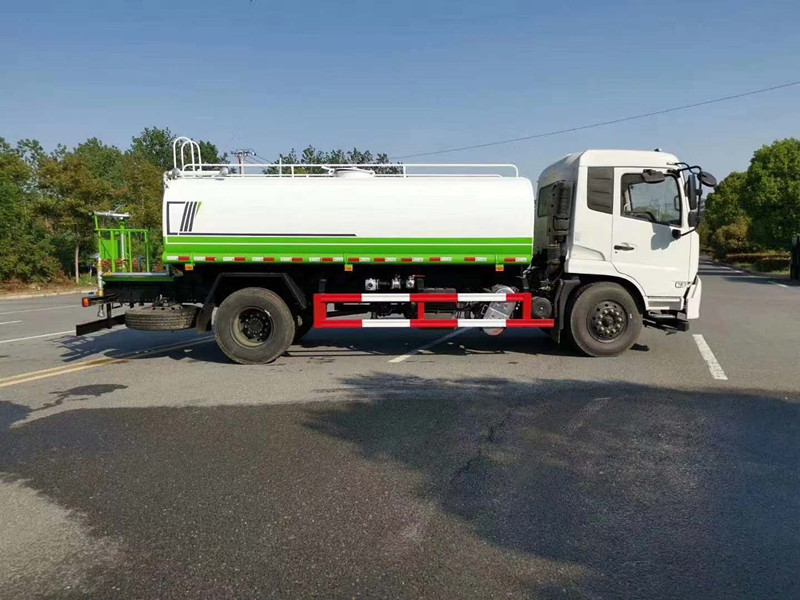 國六東風天錦13.5方灑水車