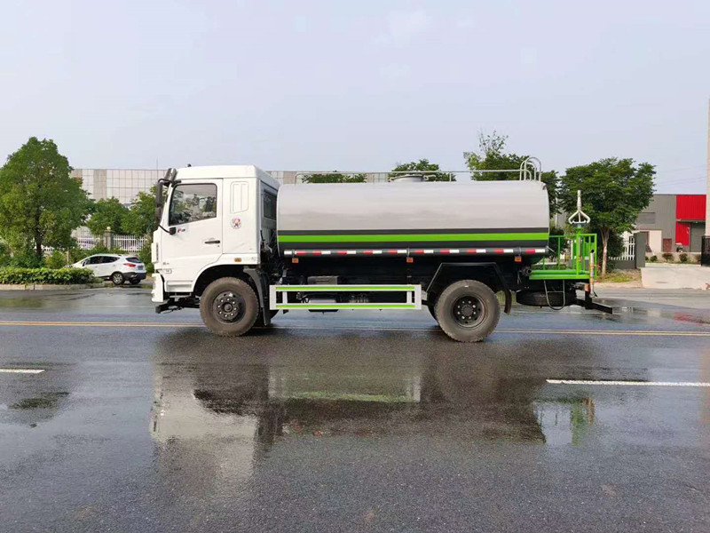 國六東風F5玉柴165馬力12噸灑水車