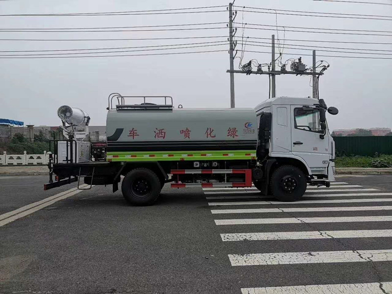 國六東風(fēng)D3系列12方噴霧灑水車