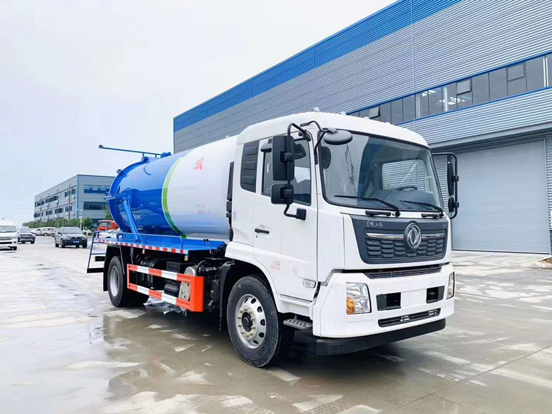 國(guó)六東風(fēng)天錦15方吸污車