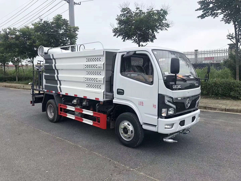 國六東風(fēng)5方抑塵車 上藍(lán)牌