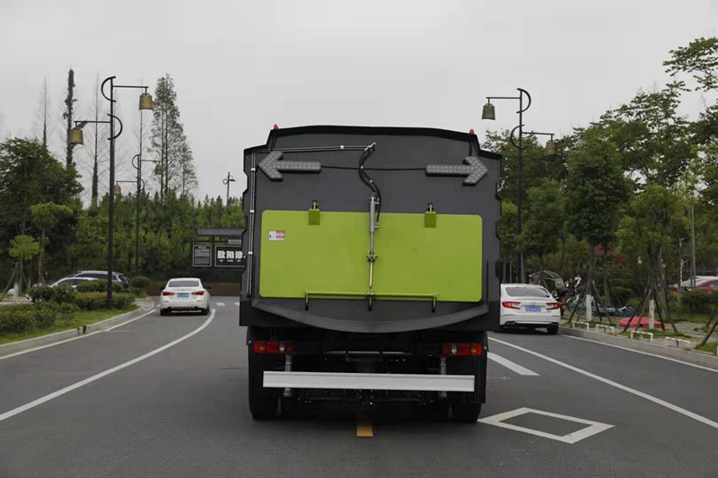 國六東風天錦12方掃路車