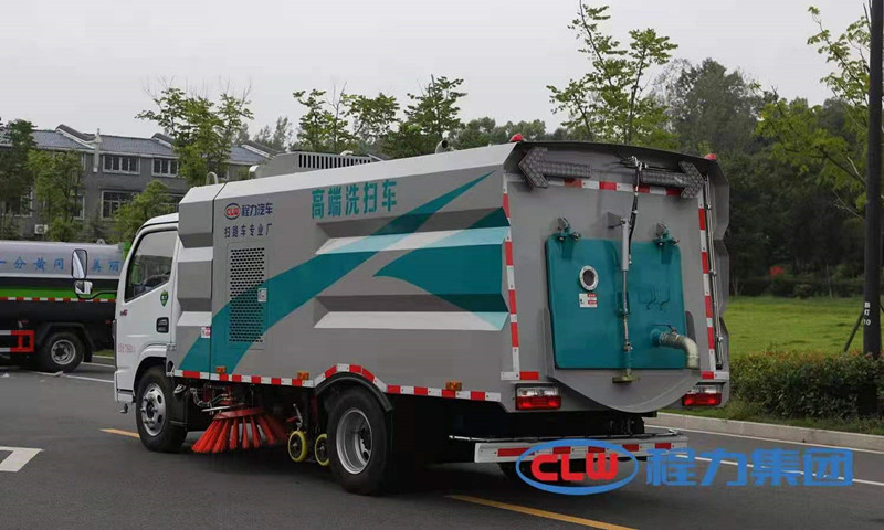 國六東風(fēng)小多利卡6方洗掃車
